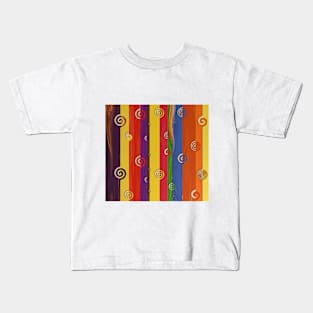 Illution circles on Colourful wooden Kids T-Shirt